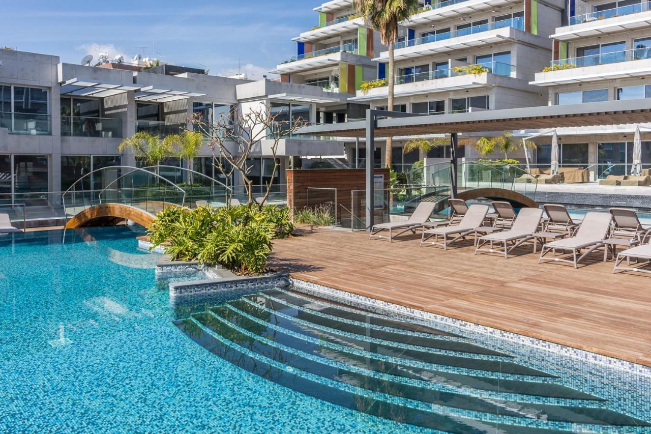 לימסול Carmencita Studio B14 With Pool & Gym מראה חיצוני תמונה